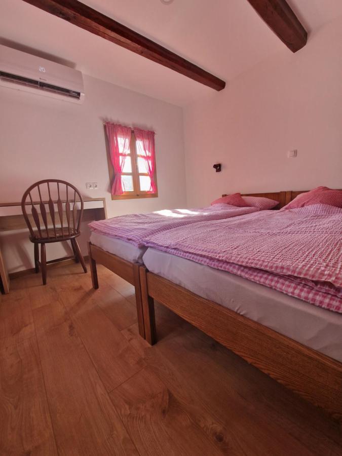 Ruralna Kuca Za Odmor Villa Pozun Ozalj Bagian luar foto