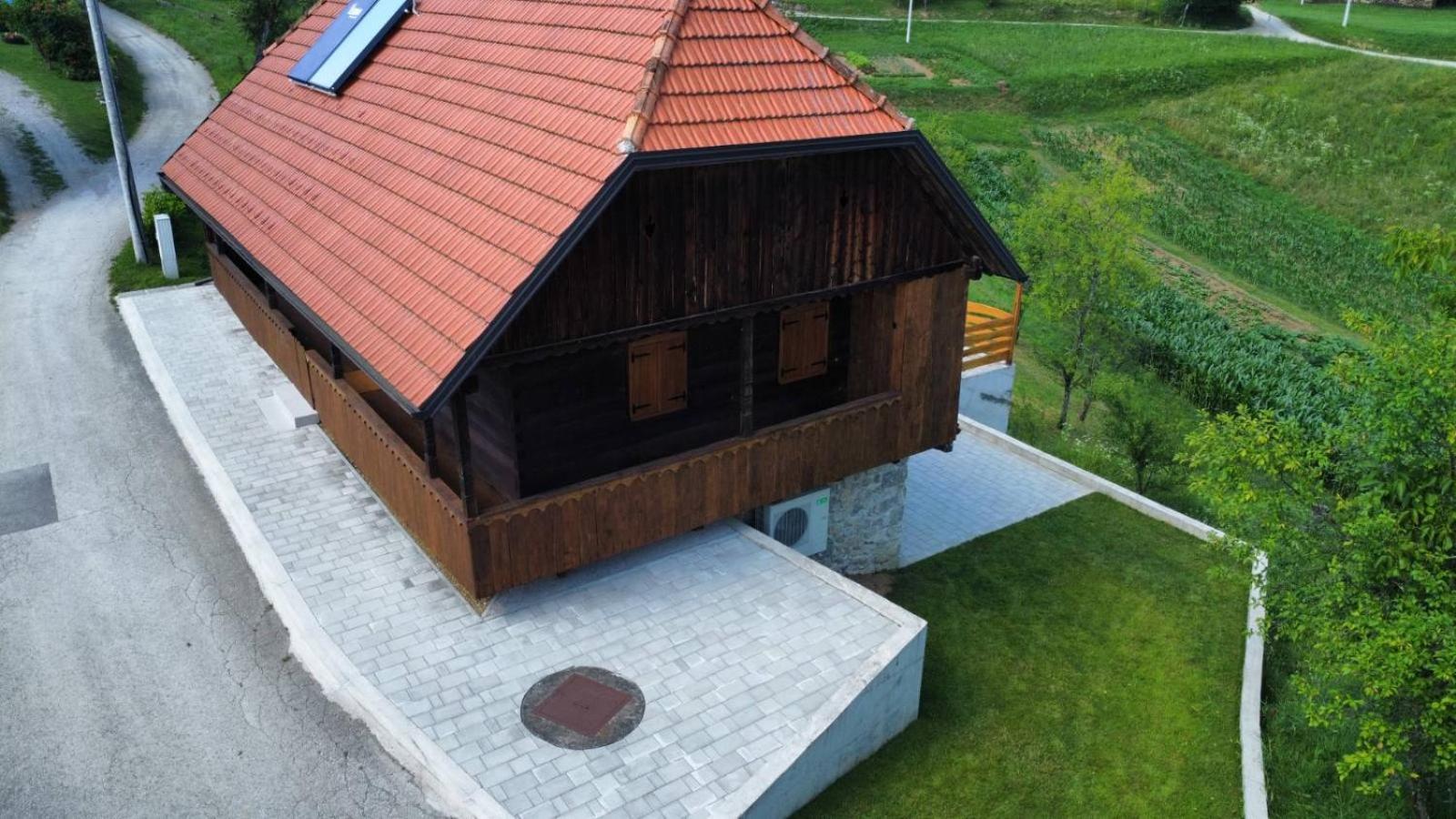 Ruralna Kuca Za Odmor Villa Pozun Ozalj Bagian luar foto